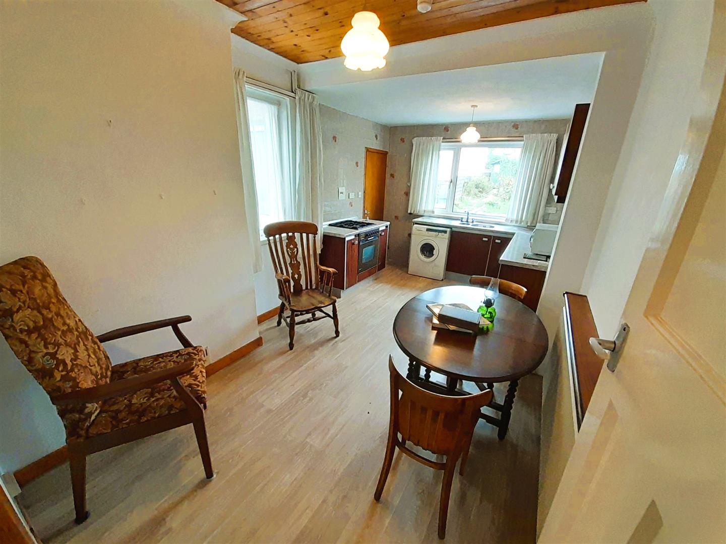 Llwynhendy Road, Llanelli, SA14 9HR